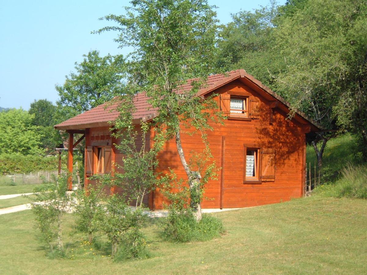 La Roche Du Moulin Villa Saint-More Exterior photo